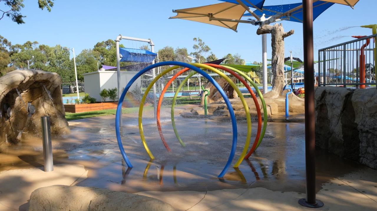 Loddon River Motel Kerang Exteriör bild